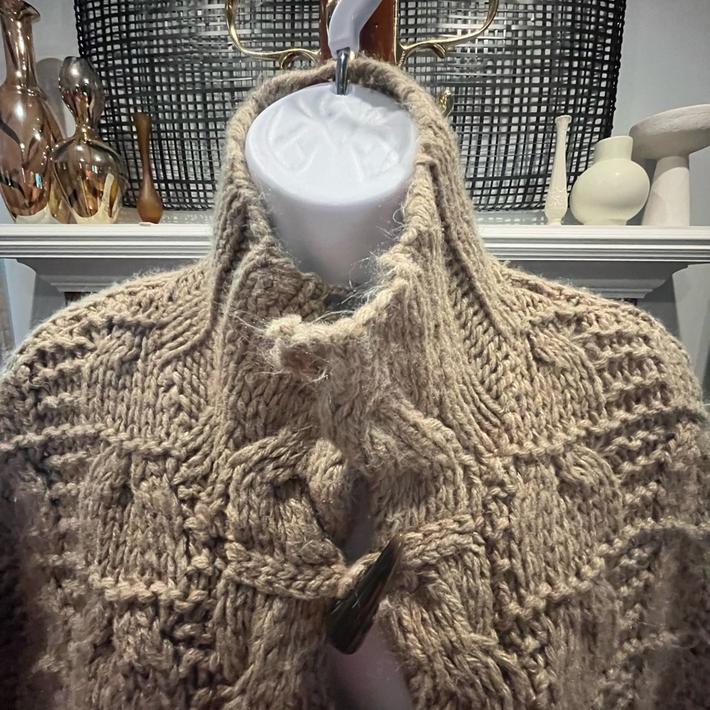 Apt 9. Knit Sweater Vest With Three Loop Fastener… - image 2